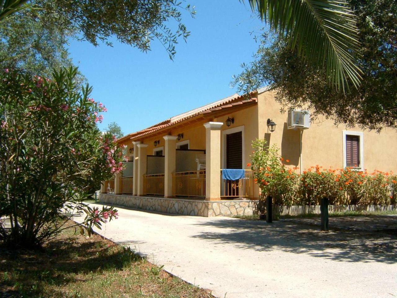 Irini-Appartement Kavos Luaran gambar